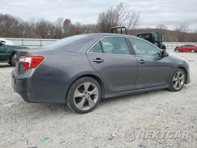 Trzecie zdjęcie samochodu z tyłu: 2014 TOYOTA CAMRY VIN:4T1BK1FK5EU026106 - miniatura