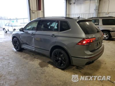 Drugie zdjęcie samochodu z przodu: 2024 VOLKSWAGEN TIGUAN SE R-LINE BLACK VIN:3VV8B7AX1RM108222 - miniatura