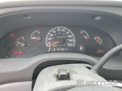 Zdjęcie 9 z 12 samochodu: 2003 FORD ECONOLINE E350 SUPER DUTY CUTAWAY VAN VIN:1FDWE35L63HB83082 - miniatura