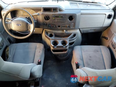 Zdjęcie 8 z 15 samochodu: 2016 FORD ECONOLINE E350 SUPER DUTY CUTAWAY VAN VIN:1FDWE3FL1GDC39439 - miniatura