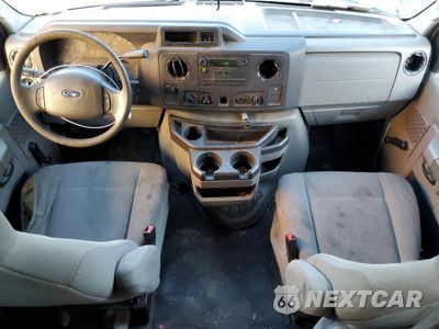 Zdjęcie 8 z 15 samochodu: 2016 FORD ECONOLINE E350 SUPER DUTY CUTAWAY VAN VIN:1FDWE3FL1GDC39439 - miniatura