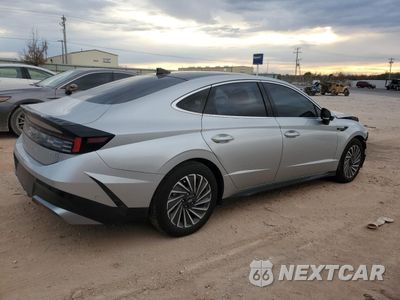 Trzecie zdjęcie samochodu z tyłu: 2024 HYUNDAI SONATA HYBRID VIN:KMHL54JJ7RA087069 - miniatura
