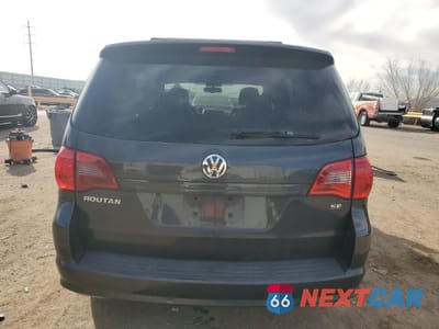 Zdjęcie 6 z 16 samochodu: 2011 VOLKSWAGEN ROUTAN SE VIN:2V4RW3DGXBR642528 - miniatura