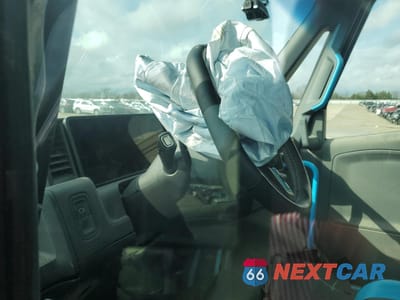 Zdjęcie 9 z 12 samochodu: 2022 RIVIAN EDV 700 VIN:7FCEHDB7XNN000799 - miniatura