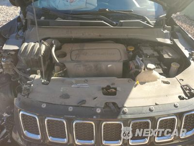 Zdjęcie 12 z 14 samochodu: 2018 JEEP COMPASS LIMITED VIN:3C4NJDCB4JT117818 - miniatura