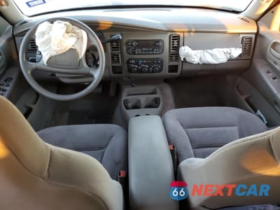 Zdjęcie 8 z 15 samochodu: 2002 DODGE DURANGO SLT VIN:1B4HR48N02F200096 - miniatura