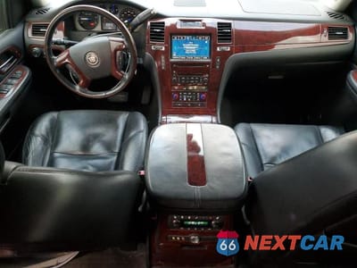 Zdjęcie 8 z 13 samochodu: 2008 CADILLAC ESCALADE LUXURY VIN:1GYEC63838R160750 - miniatura