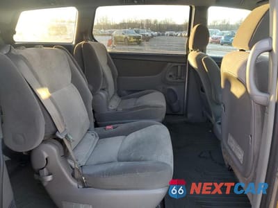 Zdjęcie 11 z 13 samochodu: 2006 TOYOTA SIENNA LE/XLE VIN:5TDZA23C86S564927 - miniatura
