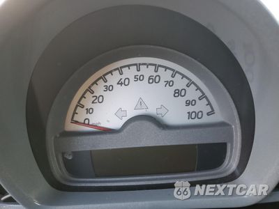 Zdjęcie 9 z 12 samochodu: 2008 SMART FORTWO PURE VIN:WMEEJ31X68K136277 - miniatura