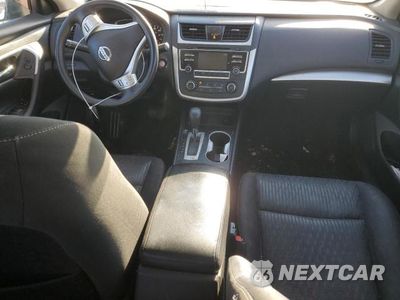 Zdjęcie 8 z 12 samochodu: 2016 NISSAN ALTIMA 2.5 VIN:1N4AL3AP3GC132306 - miniatura