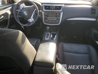 Zdjęcie 8 z 16 samochodu: 2016 NISSAN ALTIMA 2.5 VIN:1N4AL3AP3GC132306 - miniatura
