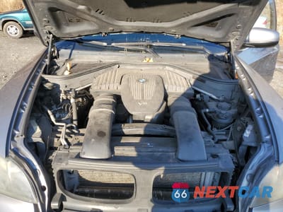 Zdjęcie 13 z 16 samochodu: 2008 BMW X5 4.8I VIN:5UXFE83538L161467 - miniatura