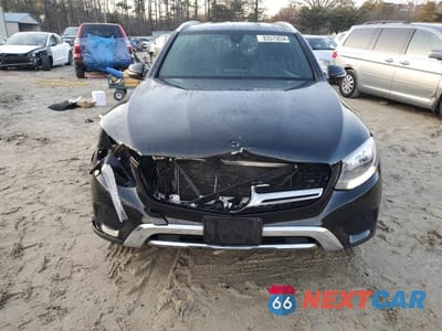Piąte zdjęcie samochodu w środku: 2019 MERCEDES-BENZ GLC 300 VIN:WDC0G4JB7KF568775 - miniatura