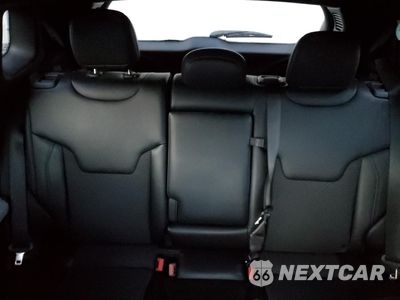 Zdjęcie 10 z 13 samochodu: 2024 JEEP COMPASS LATITUDE VIN:3C4NJDBN9RT154371 - miniatura