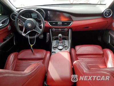 Zdjęcie 8 z 14 samochodu: 2017 ALFA ROMEO GIULIA TI Q4 VIN:ZARFAEEN8H7557451 - miniatura