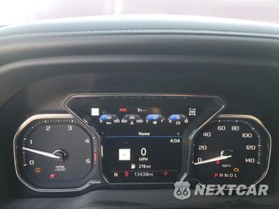 Zdjęcie 8 z 13 samochodu: 2022 GMC SIERRA K2500 AT4 VIN:1GT49PEY5NF353708 - miniatura