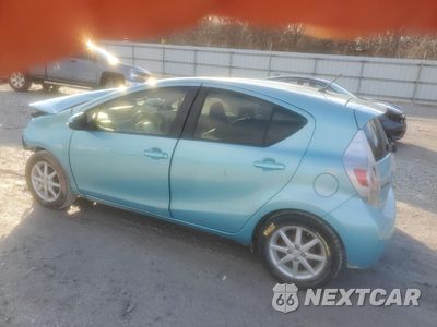 Drugie zdjęcie samochodu z przodu: 2012 TOYOTA PRIUS C VIN:JTDKDTB34C1023172 - miniatura
