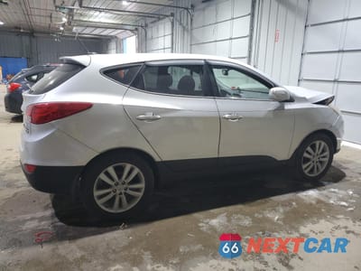 Trzecie zdjęcie samochodu z tyłu: 2010 HYUNDAI TUCSON GLS VIN:KM8JU3AC7AU102873 - miniatura