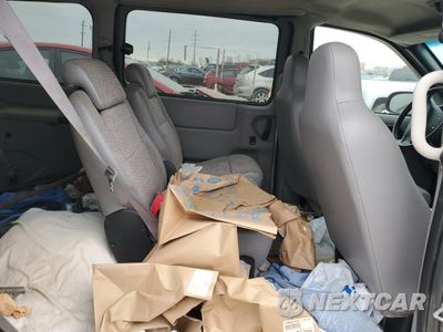 Zdjęcie 11 z 13 samochodu: 2004 CHEVROLET VENTURE VIN:1GNDX03E24D270292 - miniatura