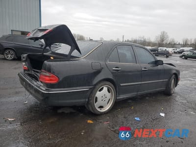 Trzecie zdjęcie samochodu z tyłu: 2001 MERCEDES-BENZ E 55 AMG VIN:WDBJF74J11B319958 - miniatura