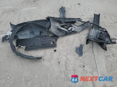 Zdjęcie 13 z 14 samochodu: 2001 GMC YUKON VIN:1GKEC13T31R221666 - miniatura