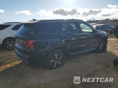 Trzecie zdjęcie samochodu z tyłu: 2021 KIA SORENTO S VIN:5XYRL4LCXMG059438 - miniatura