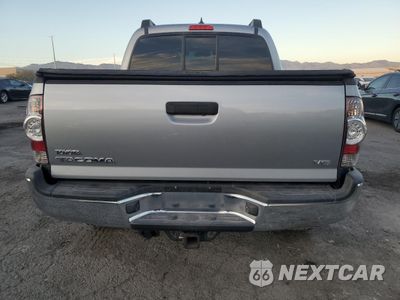 Zdjęcie 6 z 15 samochodu: 2015 TOYOTA TACOMA DOUBLE CAB VIN:3TMLU4ENXFM190358 - miniatura