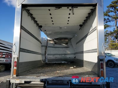 Zdjęcie 10 z 13 samochodu: 2023 ISUZU NPR XD VIN:JALC4W16XP7K02870 - miniatura