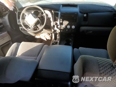 Zdjęcie 8 z 14 samochodu: 2013 TOYOTA TUNDRA CREWMAX SR5 VIN:5TFDW5F14DX282976 - miniatura