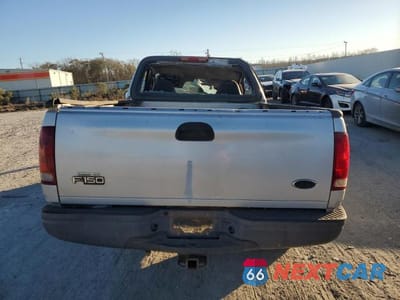 Zdjęcie 6 z 12 samochodu: 2003 FORD F150 VIN:1FTRF18233NA90611 - miniatura