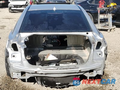 Zdjęcie 6 z 11 samochodu: 2014 CHEVROLET SS VIN:6G3F15RW8EL935058 - miniatura