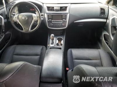 Zdjęcie 8 z 12 samochodu: 2017 NISSAN ALTIMA 2.5 VIN:1N4AL3AP4HC110767 - miniatura