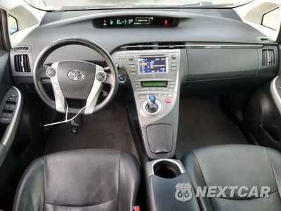 Zdjęcie 8 z 15 samochodu: 2015 TOYOTA PRIUS VIN:JTDKN3DU5F0420337 - miniatura