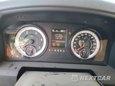Zdjęcie 9 z 14 samochodu: 2018 RAM 2500 SLT VIN:3C6UR5DLXJG275582 - miniatura