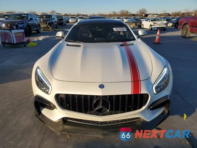 Piąte zdjęcie samochodu w środku: 2016 MERCEDES-BENZ AMG GT S VIN:WDDYJAJAXGA000806 - miniatura