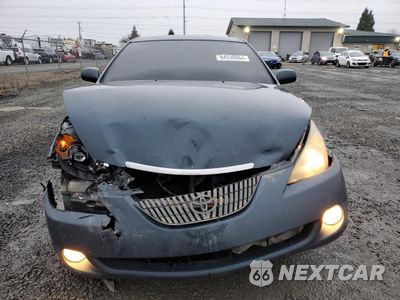 Piąte zdjęcie samochodu w środku: 2005 TOYOTA CAMRY SOLARA SE VIN:4T1CA38P45U059139 - miniatura