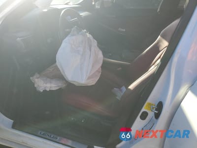 Zdjęcie 7 z 14 samochodu: 2017 LEXUS IS 200T VIN:JTHBA1D28H5041674 - miniatura