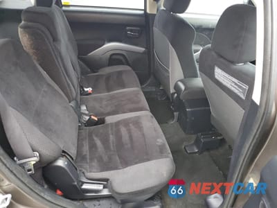 Zdjęcie 11 z 15 samochodu: 2013 MITSUBISHI OUTLANDER SE VIN:JA4JT3AX1DU605985 - miniatura