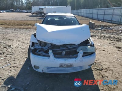 Piąte zdjęcie samochodu w środku: 2001 NISSAN SENTRA SE VIN:3N1BB51D81L129435 - miniatura