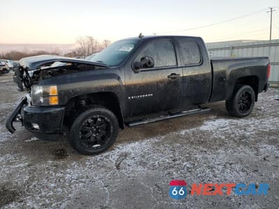 2007 CHEVROLET SILVERADO K1500 2GCEK19J271686879 - główne zdjęcie licytacji z USA - miniatura