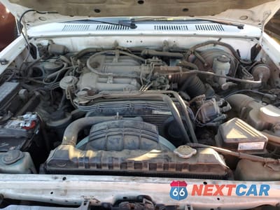 Zdjęcie 13 z 14 samochodu: 1992 TOYOTA PICKUP 1/2 TON SHORT WHEELBASE DLX VIN:JT4VN01D3N0005595 - miniatura