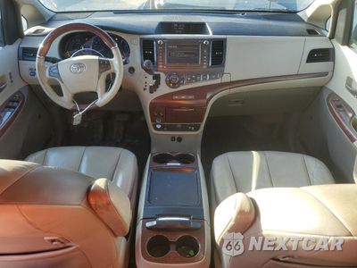 Zdjęcie 8 z 17 samochodu: 2011 TOYOTA SIENNA XLE VIN:5TDDK3DC5BS025803 - miniatura