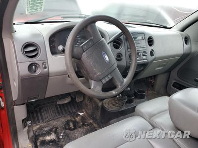 Zdjęcie 8 z 12 samochodu: 2005 FORD F150 VIN:1FTPX145X5FA94561 - miniatura