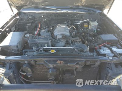 Zdjęcie 13 z 16 samochodu: 2004 LEXUS LX 470 VIN:JTJHT00WX43536762 - miniatura