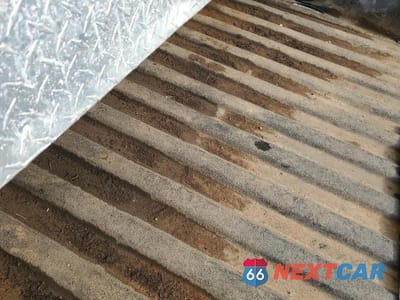 Zdjęcie 10 z 12 samochodu: 2023 CHEVROLET SILVERADO C1500 VIN:3GCNAAED6PG162127 - miniatura