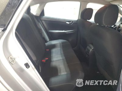 Zdjęcie 10 z 15 samochodu: 2018 NISSAN SENTRA S VIN:3N1AB7AP8JY203196 - miniatura