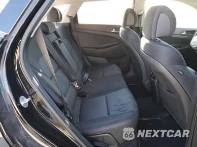 Zdjęcie 11 z 16 samochodu: 2018 HYUNDAI TUCSON SPORT VIN:KM8J33AL8JU819723 - miniatura