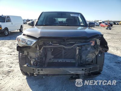 Piąte zdjęcie samochodu w środku: 2015 TOYOTA 4RUNNER SR5 VIN:JTEZU5JRXF5108638 - miniatura