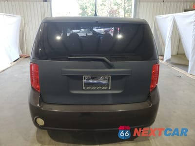 Zdjęcie 6 z 13 samochodu: 2008 TOYOTA SCION XB VIN:JTLKE50E281018383 - miniatura