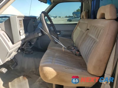 Zdjęcie 7 z 11 samochodu: 1994 GMC SIERRA C1500 VIN:1GTEC14H2RE555468 - miniatura